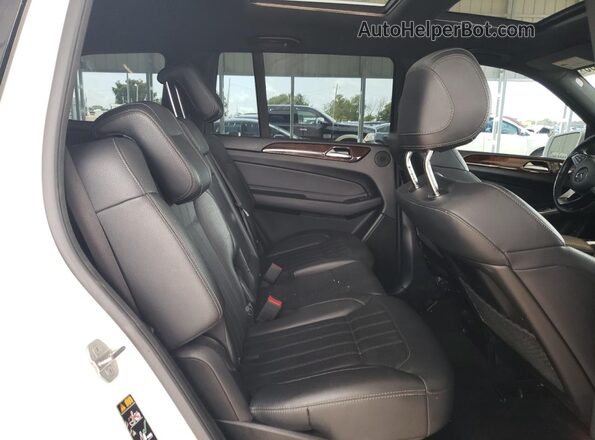 4JGDF6EE1KB226607 2019 MERCEDES-BENZ GLS White Вид задньої частини салону
