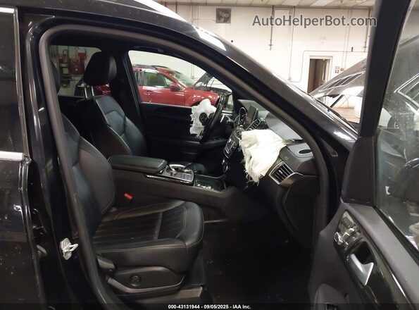 4JGDF6EE9HA889776 2017 MERCEDES-BENZ GLS 450 Black Widok wnętrza z przodu