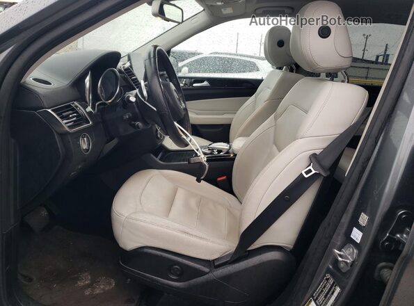 4JGDF6EE9KB238746 2019 MERCEDES-BENZ GLS Silver Front interior view