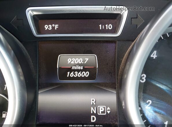 4JGDF7DE3GA658474 2016 MERCEDES-BENZ GL 550 Black Հետևի նստատեղերի տեսք