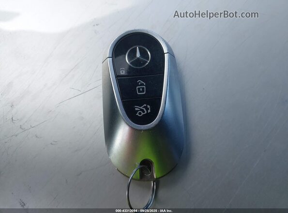 4JGDM2DB6PA026499 2023 MERCEDES-BENZ EQS 450+ SUV Белый Вид панели приборов