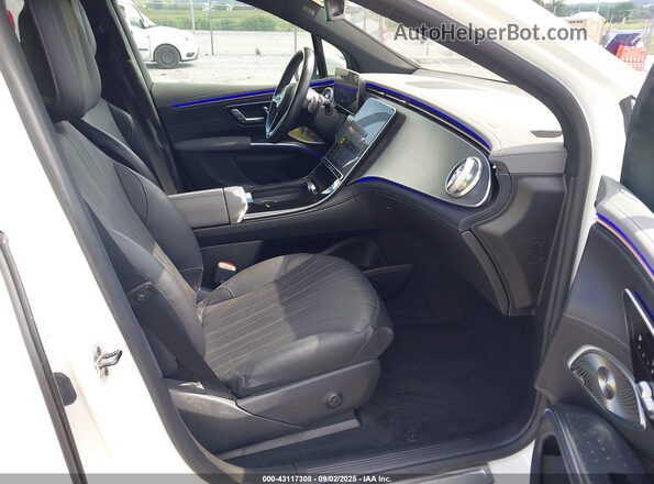 4JGDM2EB8PA005216 2023 MERCEDES-BENZ EQS 450 SUV White Vista interior delantera
