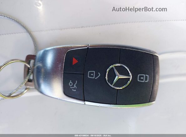 4JGFB4JB3PA949053 2023 MERCEDES-BENZ GLE 350 White Առջևի վահանակի տեսք