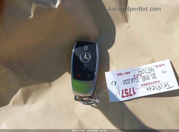 4JGFB4KB1LA095012 2020 MERCEDES-BENZ GLE Black Առջևի վահանակի տեսք