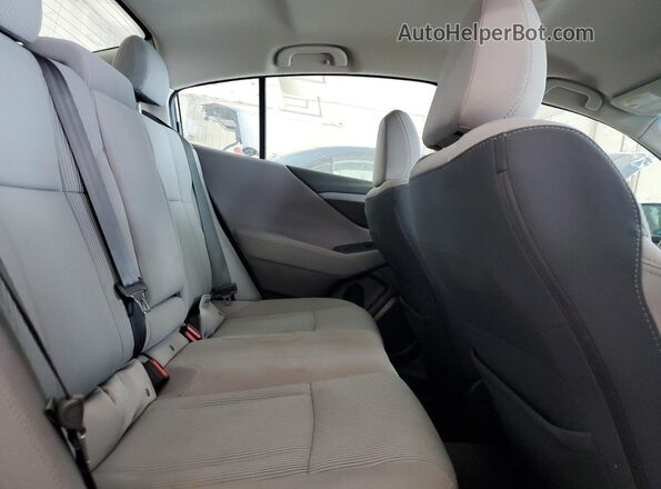 4S3BWAC67L3011660 2020 SUBARU LEGACY Silver Вид задніх сидінь