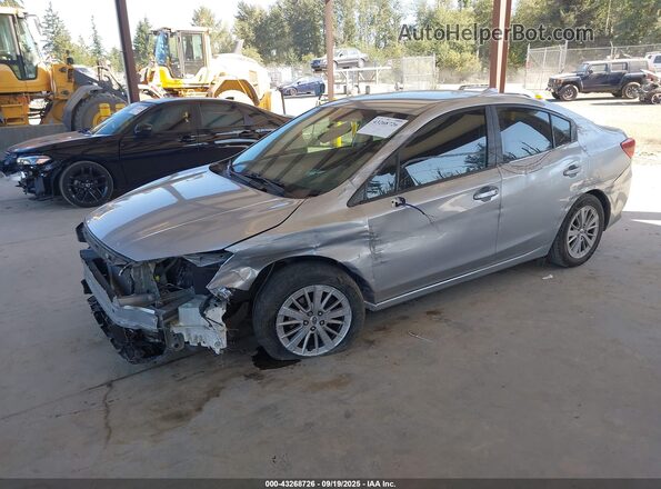 4S3GKAD65J3609937 2018 SUBARU IMPREZA Silver 