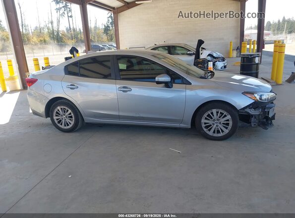 4S3GKAD65J3609937 2018 SUBARU IMPREZA Silver 