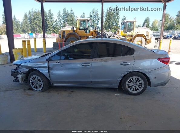 4S3GKAD65J3609937 2018 SUBARU IMPREZA Silver 