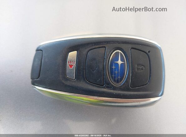 4S3GTAD68L3724063 2020 SUBARU IMPREZA Silver Առջևի վահանակի տեսք