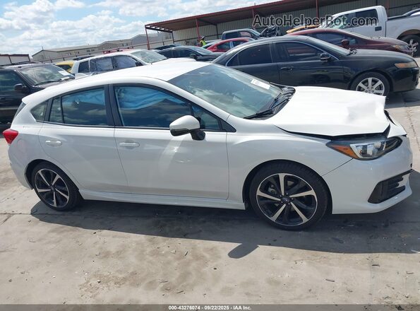 4S3GTAL65L3705410 2020 SUBARU IMPREZA White Rear interior view