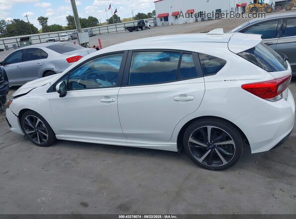 4S3GTAL65L3705410 2020 SUBARU IMPREZA White 360 interior view