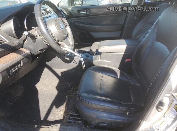 4S4BSANC3J3335017 2018 SUBARU OUTBACK Серебряный 