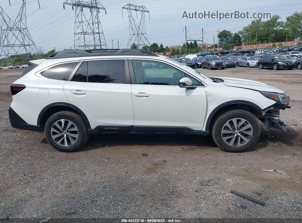 4S4BTACC2N3155257 2022 SUBARU OUTBACK White Widok wnętrza 360 stopni
