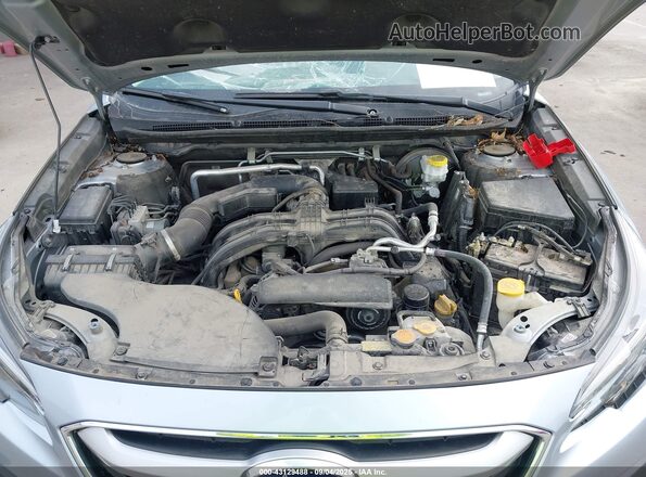 4S4BTACC4L3194932 2020 SUBARU OUTBACK Silver Widok z tyłu