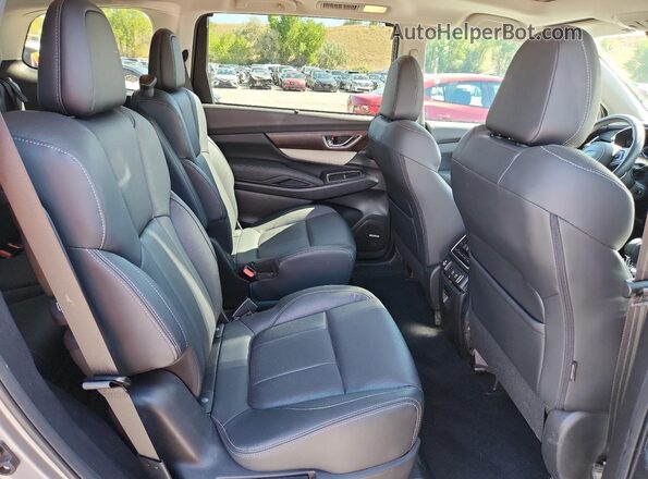 4S4WMARD6M3424373 2021 SUBARU ASCENT Silver Սալոնի հետևի տեսք