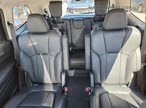 4S4WMARD6M3424373 2021 SUBARU ASCENT Silver Հետևի նստատեղերի տեսք