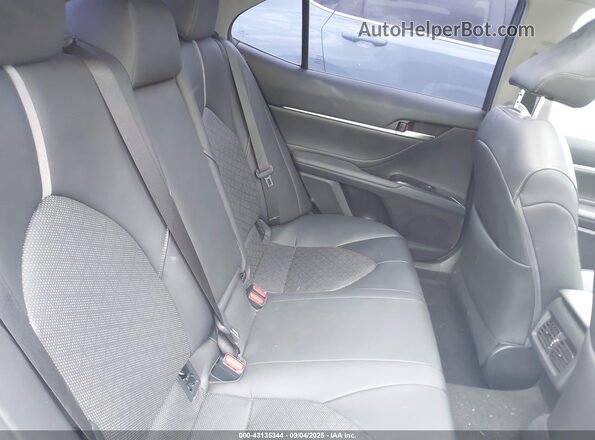 4T1B61HK0JU089223 2018 TOYOTA CAMRY Серебряный 