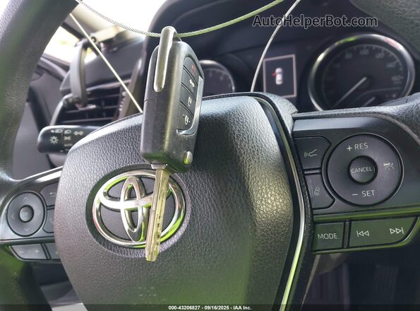 4T1C11AK1LU976751 2020 TOYOTA LE Black წინა პანელის ხედი