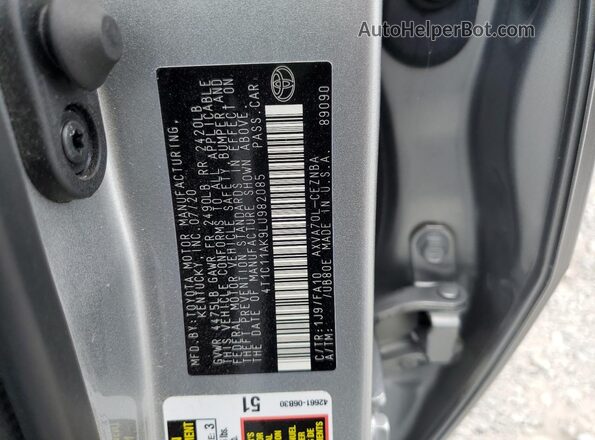 4T1C11AK9LU982085 2020 TOYOTA LE Silver Vista del compartimento del motor