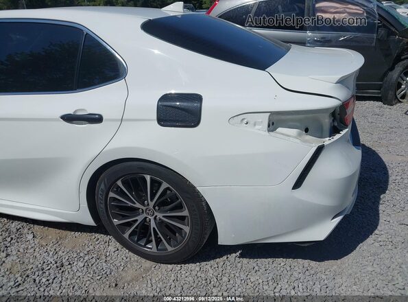 4T1G11AK2LU369680 2020 TOYOTA CAMRY White Front view