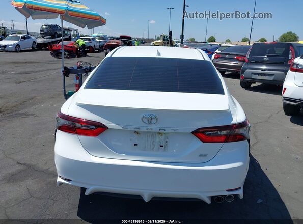 4T1G11AK7RU859203 2024 TOYOTA CAMRY White 