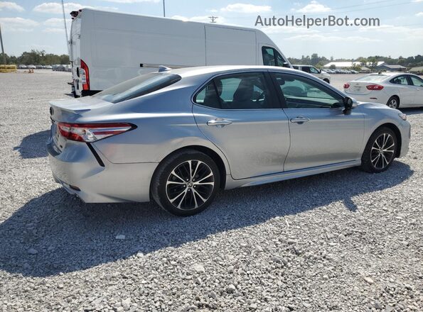 4T1M11AK3LU975783 2020 TOYOTA CAMRY Silver უკანა მარჯვენა