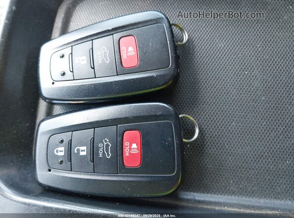 4T3D6RFV0MU044136 2021 TOYOTA LIMITED White Առջևի վահանակի տեսք