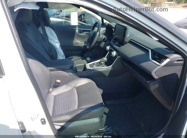 4T3E6RFV9RU175318 2024 TOYOTA RAV4 White Front interior view