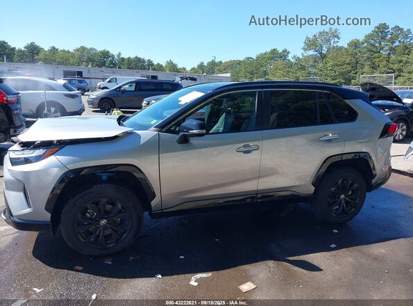 4T3E6RFVXRU172931 2024 TOYOTA RAV4 HYBRID Silver 