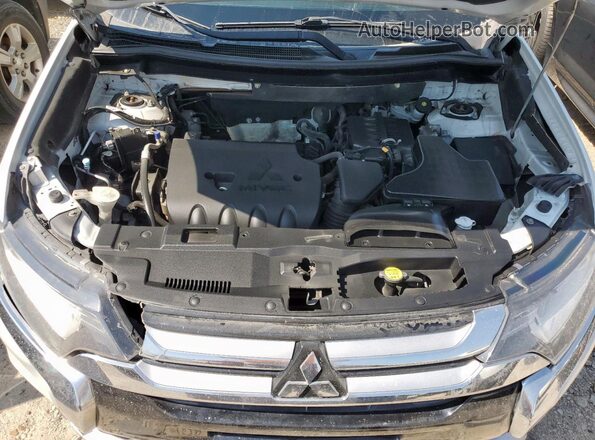 JA4AD2A35JZ005098 2018 MITSUBISHI OUTLANDER White 