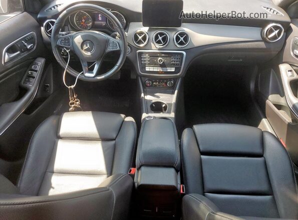 WDCTG4EB3LU023466 2020 MERCEDES-BENZ GLA Black Instrument cluster view