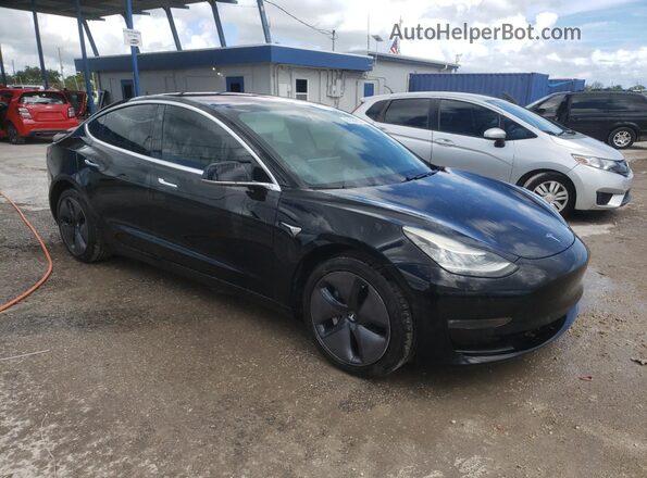 5YJ3E1EB2JF093993 2018 TESLA MODEL 3 Black 