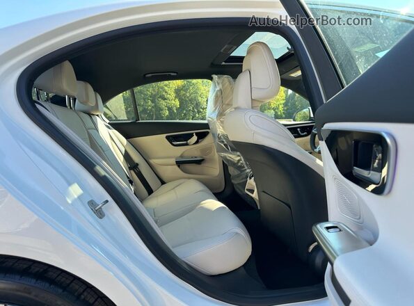W1KAF4HB6SR288627 2025 MERCEDES-BENZ C-CLASS White Widok z tyłu