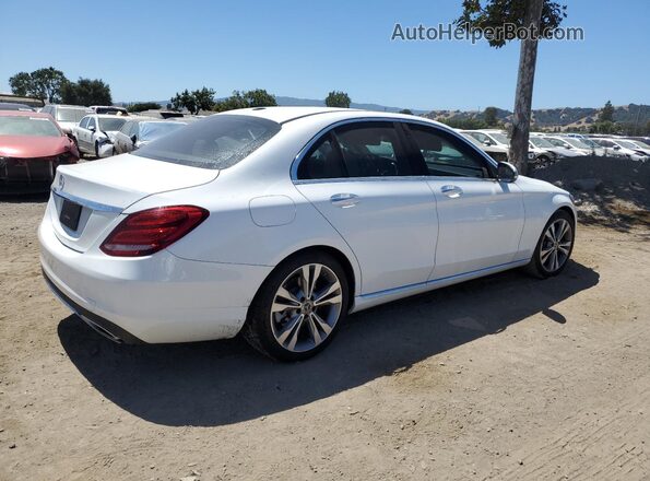 55SWF4JB6JU272375 2018 MERCEDES-BENZ C White 