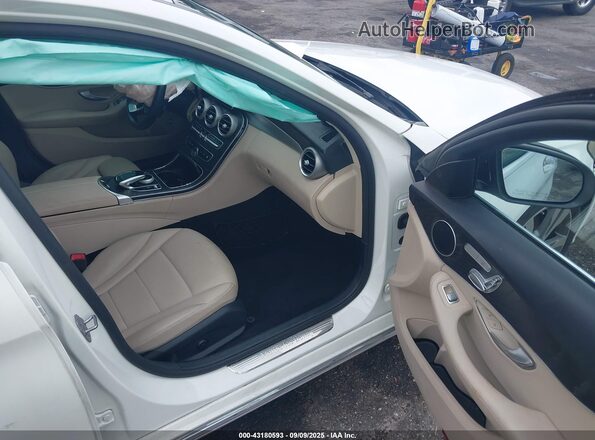 55SWF4JB7GU174478 2016 MERCEDES-BENZ C-CLASS White Вид салону спереду