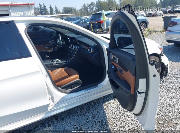 55SWF6EB3KU303427 2019 MERCEDES-BENZ AMG C 43 White Вид салону спереду