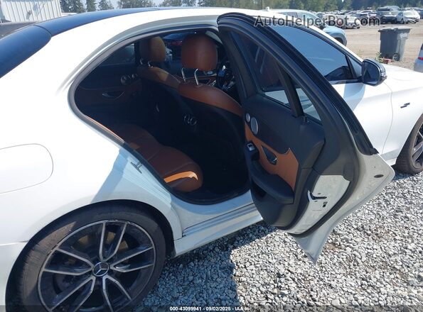 55SWF6EB3KU303427 2019 MERCEDES-BENZ AMG C 43 White Вид наклейки з VIN-кодом