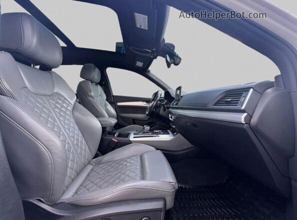 WA1A4AFY2J2123066 2018 AUDI SQ5 Белый 