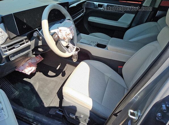 5NMP24GL7SH092162 2025 HYUNDAI SANTA Silver Vista del salpicadero