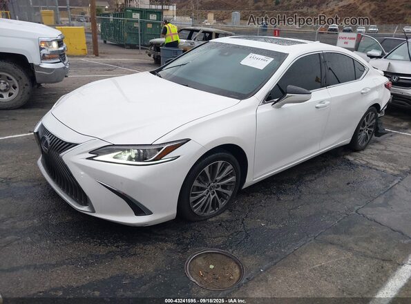 58ADA1C10MU003170 2021 LEXUS ES 300H White Vista tres cuartos delantera izquierda