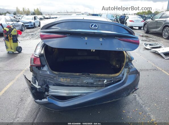 58ADA1C11MU008541 2021 LEXUS ES 300H Gray 