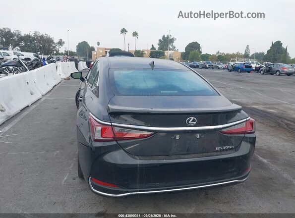 58ADA1C17RU046086 2024 LEXUS ES Черный 