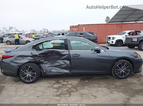 58ADA1C1XSU061221 2025 LEXUS ES Gray 