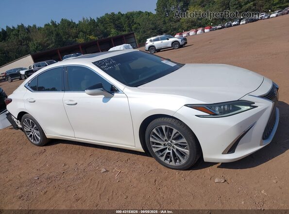 58ADZ1B12LU077196 2020 LEXUS ES White Widok wnętrza z tyłu