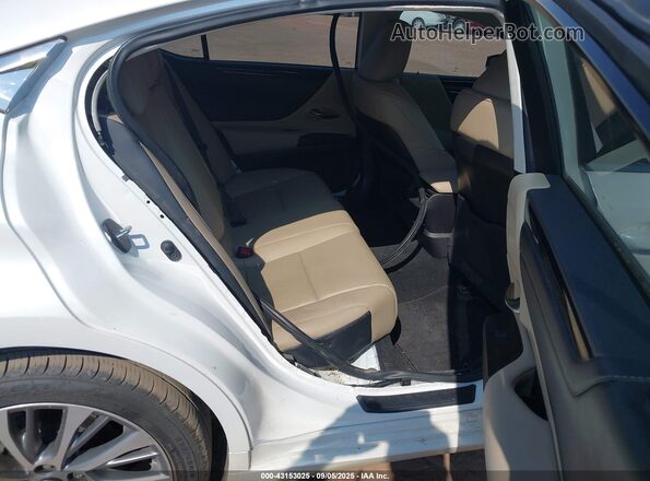 58ADZ1B12LU077196 2020 LEXUS ES White Widok naklejki z numerem VIN
