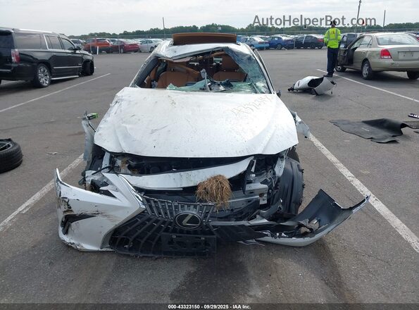 58ADZ1B12PU143560 2023 LEXUS ES White Vista del salpicadero