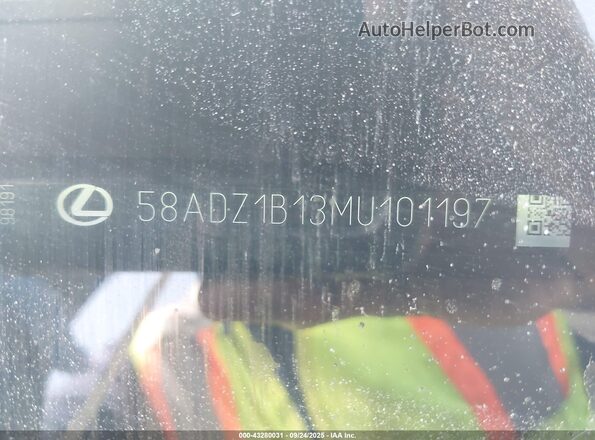58ADZ1B13MU101197 2021 LEXUS ES 350 White 
