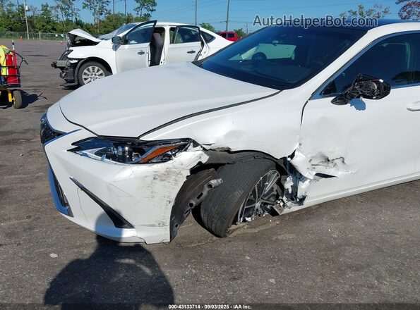 58ADZ1B15PU147330 2023 LEXUS ES Белый Вид спереди