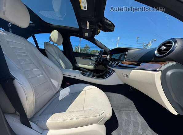 W1KZF5KBXMA908379 2021 MERCEDES-BENZ E Белый 
