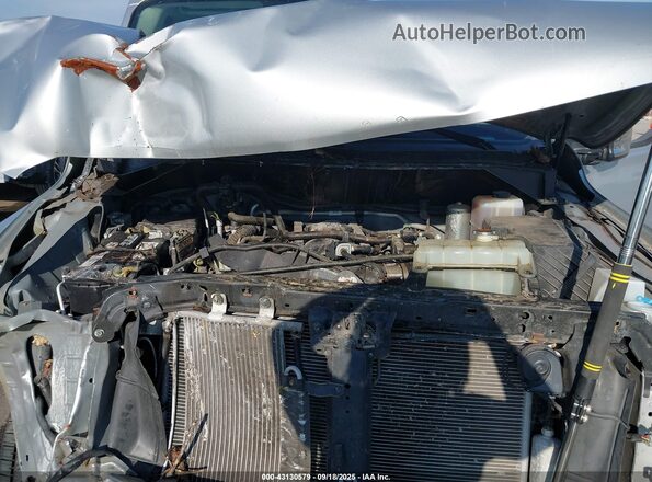 5BZAF0AA0JN850936 2018 NISSAN NV PASSENGER NV3500 HD Silver Vista trasera